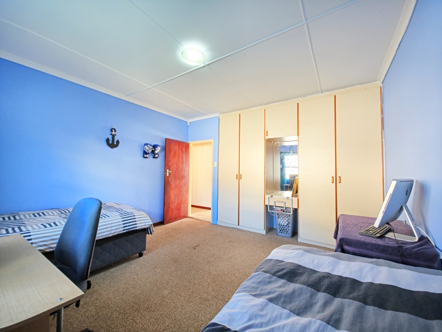 3 Bedroom Property for Sale in Hawston Western Cape